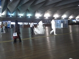 横浜港大さん橋国際客船ターミナルで見かけた新郎新婦