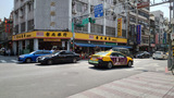 台湾・台北 迪化街（ディーホアジエ）の街の風景