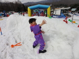 キッズパークで遊ぶknk
