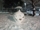 公園には雪だるま