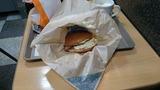ファーストキッチンプレミアム厚切りベーコンエッグバーガー 