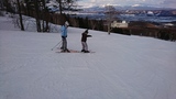 富良野スキー場で滑るnneとknk