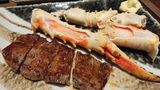 星野リゾートトマム ビュッフェダイニング ハルの蟹と牛肉の鉄板焼き