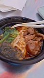 幕張夜市 牛肉麺（ニューローメン）